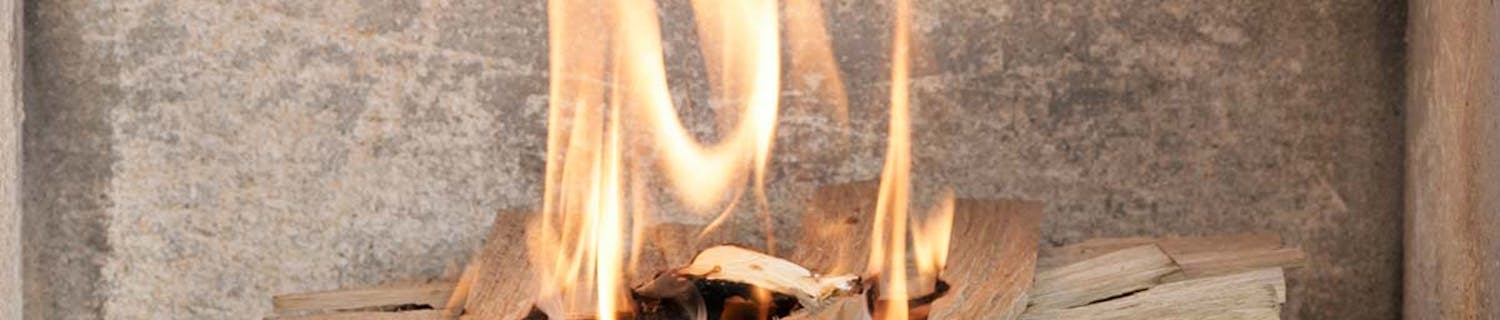 Tända vedkamin Tänd uppifrån i kaminen